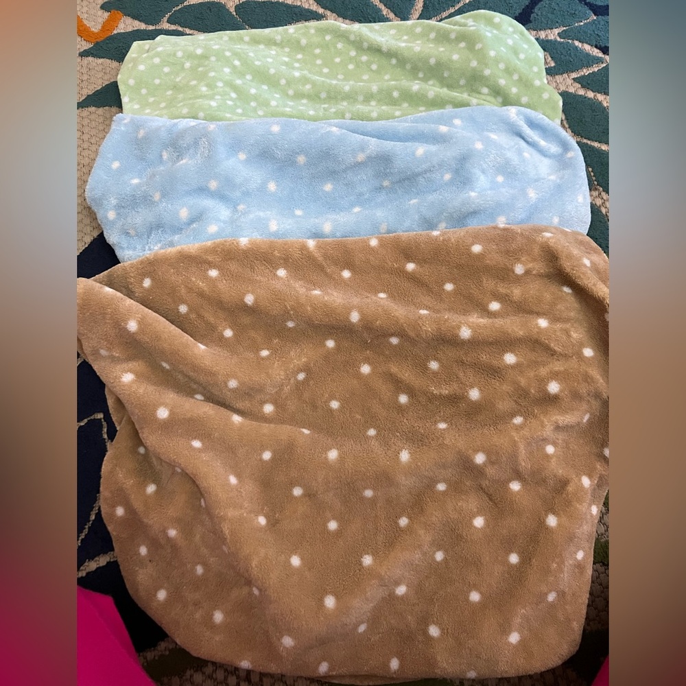 Fitted changing pad covers